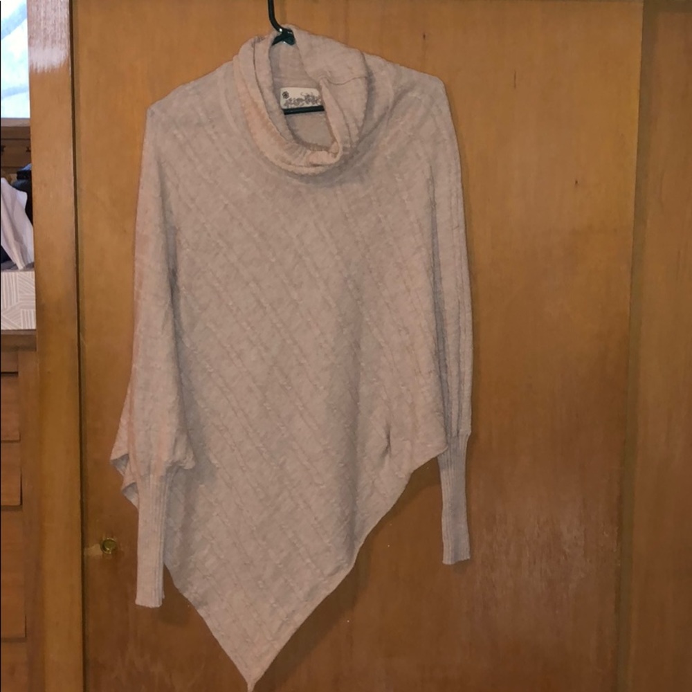 Aventura Sweater